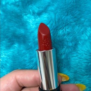 KVD lipstick